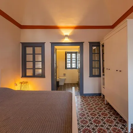 St.mammas Traditional Mesariá